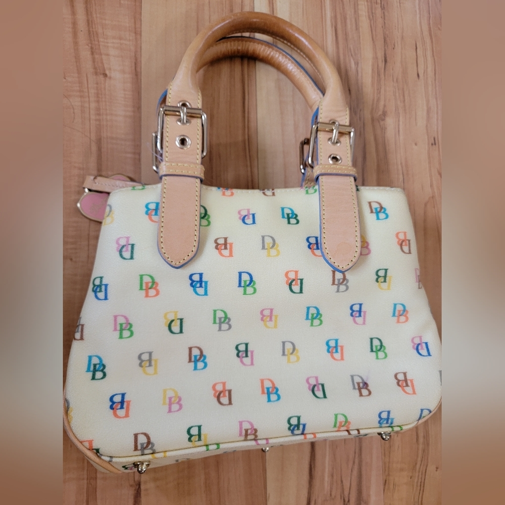 Vintage small handbag
